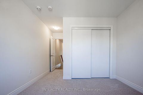 Photo 26 at 3273 Sixth Line, GO Glenorchy, Oakville