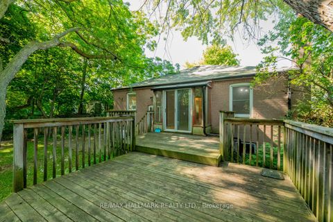 Photo 18 at 22 Latham Avenue, Cliffside, Toronto