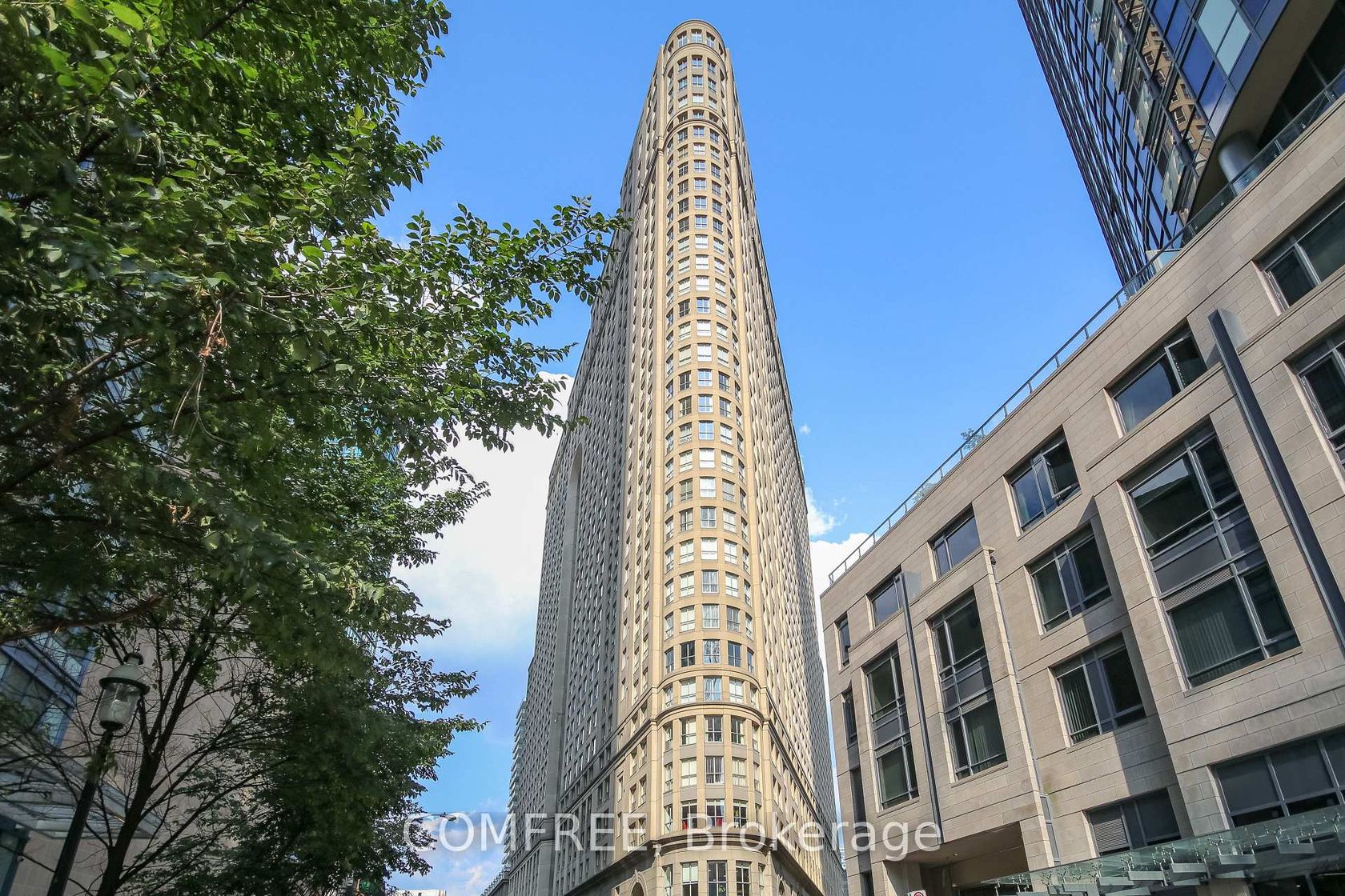 1519 - 25 The Esplanade, Waterfront Communities C8, Toronto photo number 2