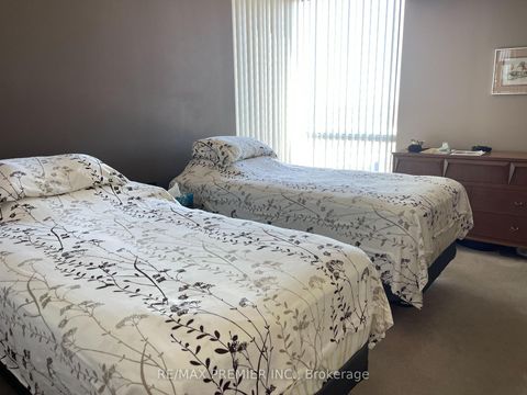 Photo 2 at 2103 - 61 Town Centre Court, Bendale, Toronto