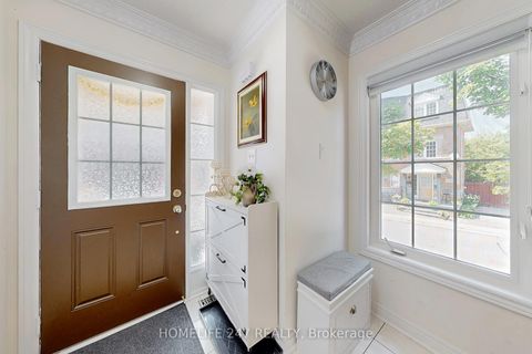 Photo 4 at 25 Jeremiah Lane, Scarborough Village, Toronto