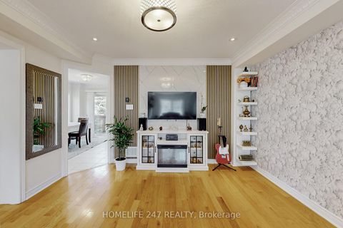 Photo 10 at 25 Jeremiah Lane, Scarborough Village, Toronto