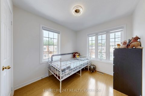 Photo 22 at 25 Jeremiah Lane, Scarborough Village, Toronto