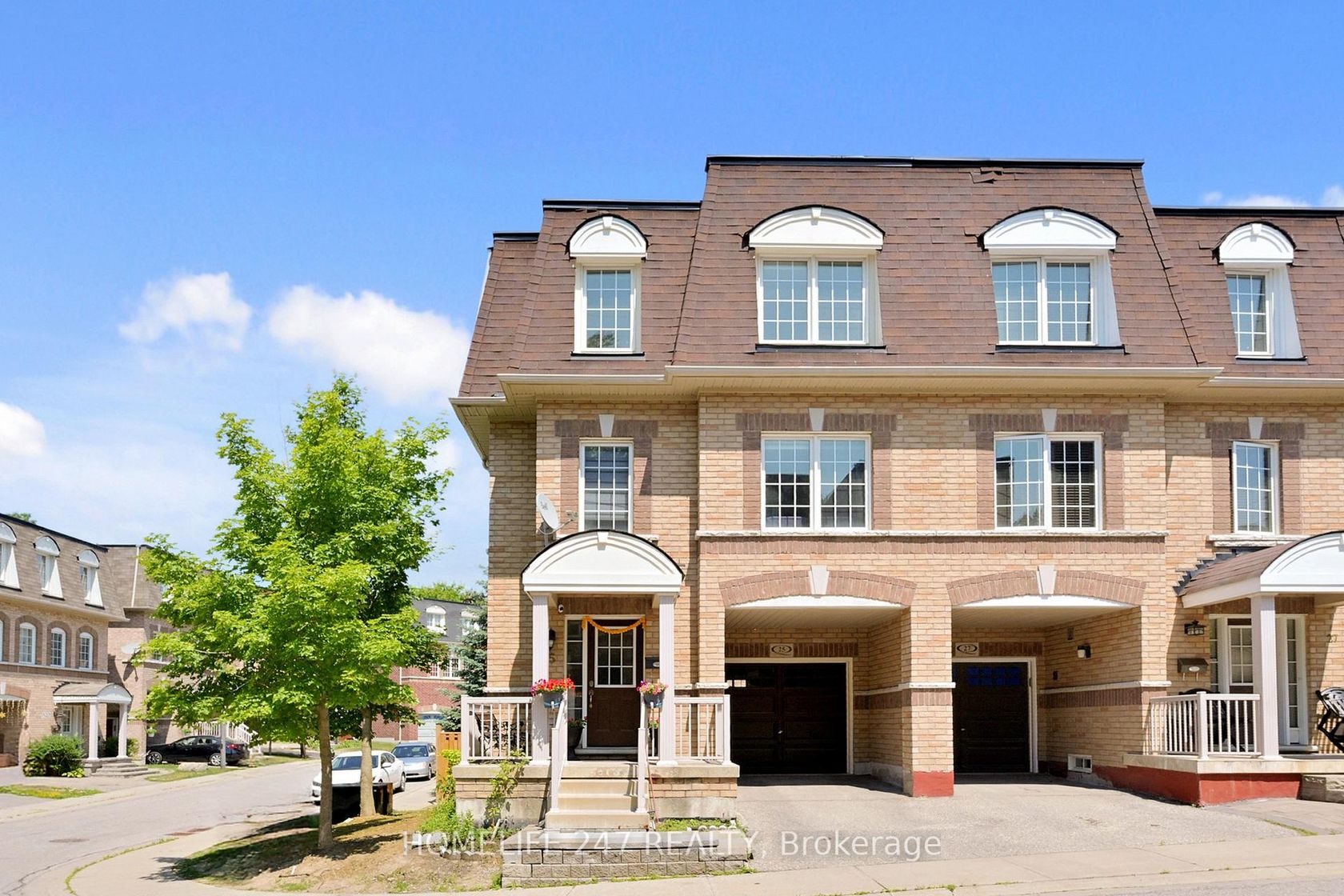 25 Jeremiah Lane, Scarborough Village, Toronto  by Loree Meneguzzi Real Estate 25 Jeremiah Lane, Scarborough Village, Toronto