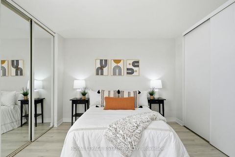 Photo 13 at 709 - 5 Massey Square, Crescent Town, Toronto
