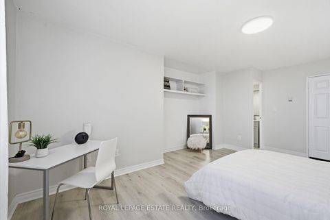 Photo 18 at 709 - 5 Massey Square, Crescent Town, Toronto