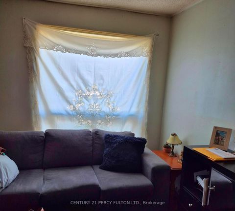 Photo 8 at 171 Raleigh Avenue, Birchmount, Toronto Photo 8 at 171 Raleigh Avenue, Birchmount, Toronto