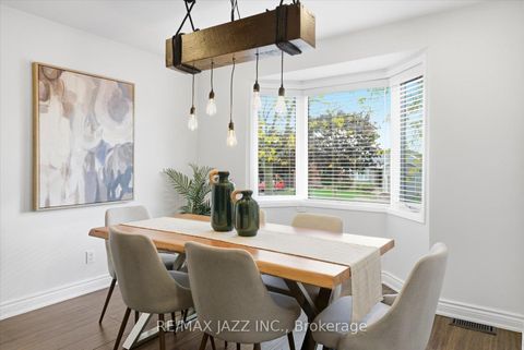 Photo 12 at 804 Beatrice Street E, Pinecrest, Oshawa