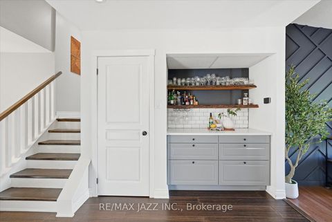 Photo 15 at 804 Beatrice Street E, Pinecrest, Oshawa