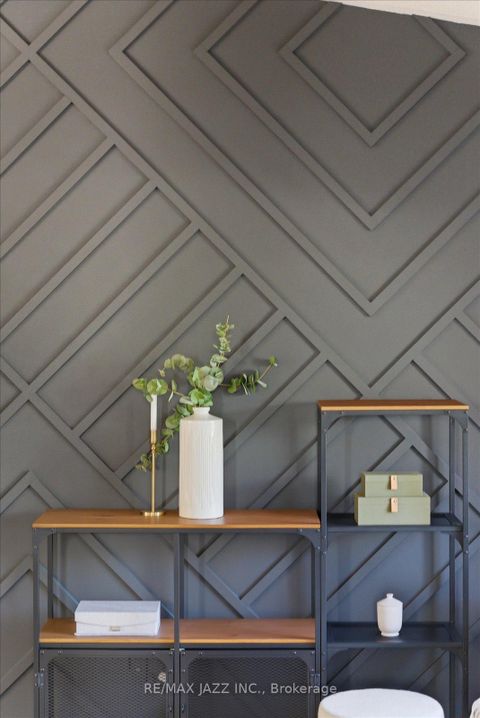 Photo 17 at 804 Beatrice Street E, Pinecrest, Oshawa