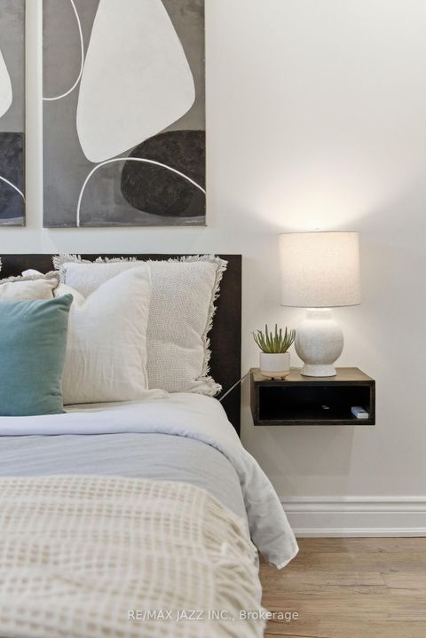 Photo 22 at 804 Beatrice Street E, Pinecrest, Oshawa