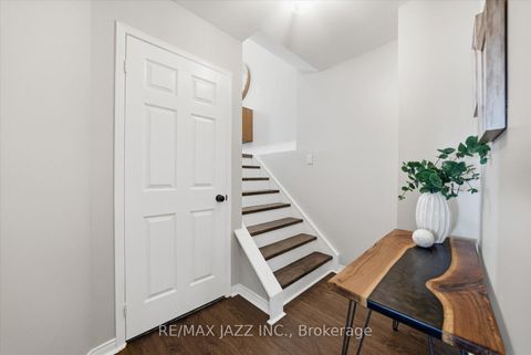 Photo 28 at 804 Beatrice Street E, Pinecrest, Oshawa