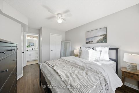 Photo 31 at 804 Beatrice Street E, Pinecrest, Oshawa