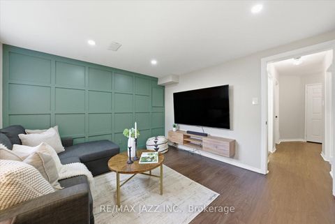 Photo 39 at 804 Beatrice Street E, Pinecrest, Oshawa