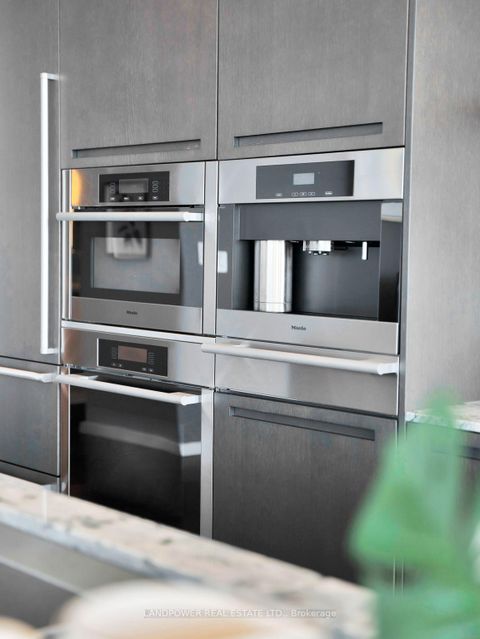 Photo 6 at 5101 - 180 University Avenue, Bay Street Corridor, Toronto