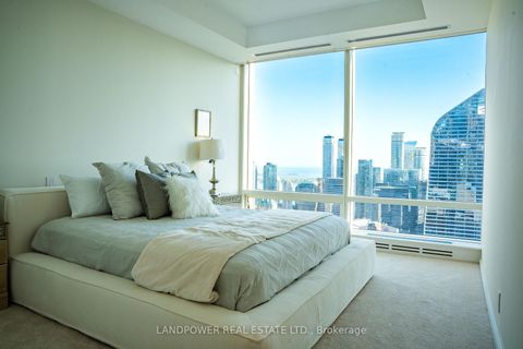 Photo 9 at 5101 - 180 University Avenue, Bay Street Corridor, Toronto