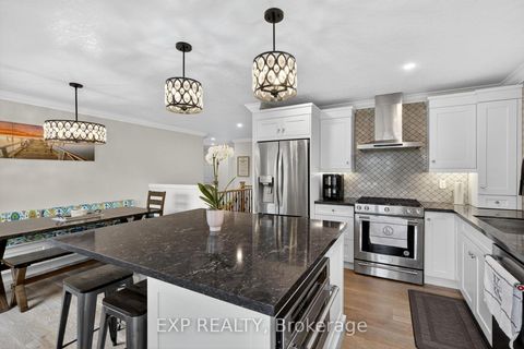 Photo 14 at 7 Pacific Avenue, Little Lake, Barrie