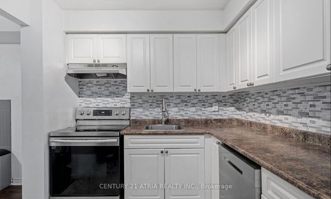 Photo 9 at 299 Milestone Crescent, Aurora Village, Aurora