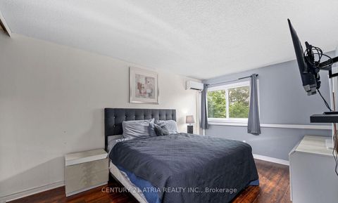 Photo 12 at 299 Milestone Crescent, Aurora Village, Aurora