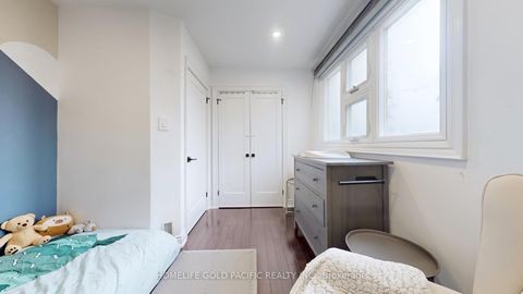 Photo 25 at 1 Westbourne Avenue, Birchmount, Toronto