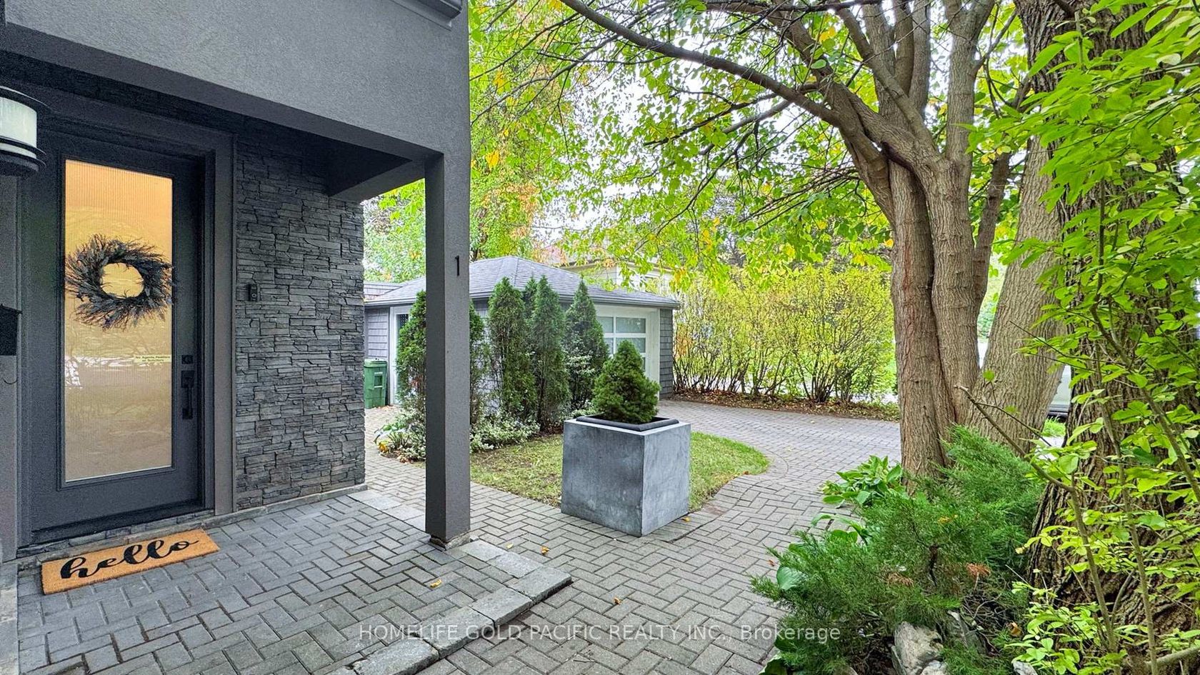 Photo 4 at 1 Westbourne Avenue, Birchmount, Toronto Photo 4 at 1 Westbourne Avenue, Birchmount, Toronto