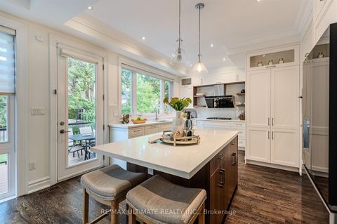 Photo 11 at 21 Ashall Boulevard, Parkview, Toronto