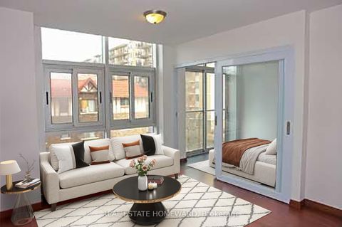 Photo 8 at 304 - 15 Maplewood Avenue N, Cedarvale, Toronto