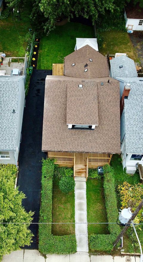 Photo 48 at 32 Brenton Street, Crescent Town, Toronto