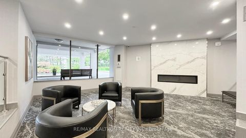 Photo 7 at 1918 - 10 Edgecliffe Golfway, Flemingdon Park, Toronto