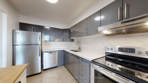 Photo 19 at 1918 - 10 Edgecliffe Golfway, Flemingdon Park, Toronto