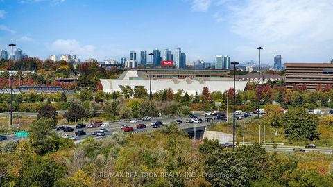 Photo 40 at 1918 - 10 Edgecliffe Golfway, Flemingdon Park, Toronto