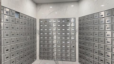 Photo 42 at 1918 - 10 Edgecliffe Golfway, Flemingdon Park, Toronto