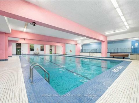 Photo 44 at 1918 - 10 Edgecliffe Golfway, Flemingdon Park, Toronto