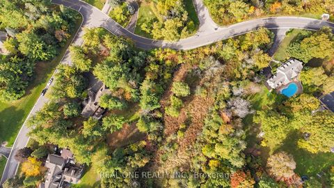 Photo 45 at 465 Woodland Acres Crescent, Rural Vaughan, Vaughan