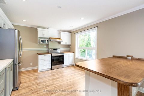 Photo 18 at 46 Kell Place, Bayshore, Barrie Photo 18 at 46 Kell Place, Bayshore, Barrie