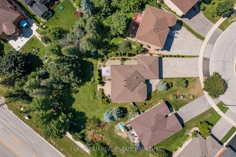 Photo 37 at 46 Kell Place, Bayshore, Barrie