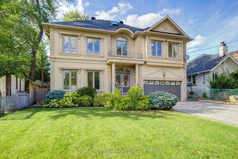 Photo 0 at 206 Hollywood Avenue, Willowdale East, Toronto