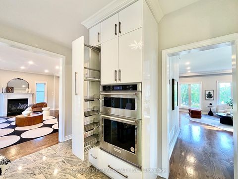 Photo 19 at 206 Hollywood Avenue, Willowdale East, Toronto