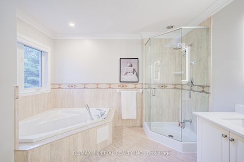 Photo 29 at 206 Hollywood Avenue, Willowdale East, Toronto