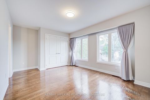 Photo 32 at 206 Hollywood Avenue, Willowdale East, Toronto