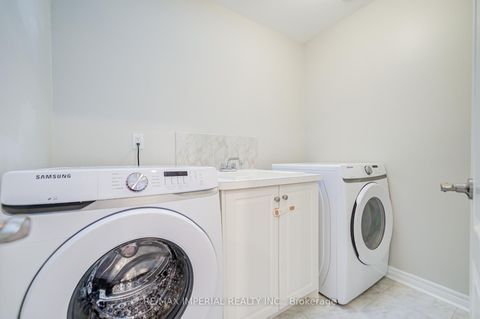 Photo 39 at 206 Hollywood Avenue, Willowdale East, Toronto