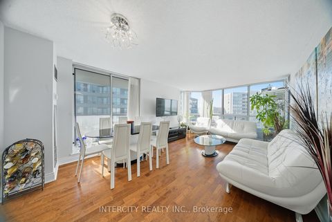 Photo 9 at Ph208 - 81 Townsgate Drive, Yorkhill, Vaughan