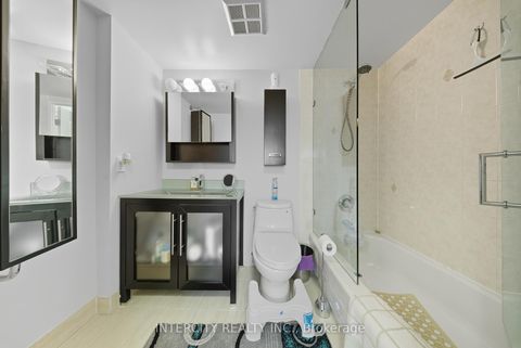 Photo 17 at Ph208 - 81 Townsgate Drive, Yorkhill, Vaughan