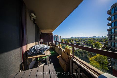 Photo 19 at Ph208 - 81 Townsgate Drive, Yorkhill, Vaughan