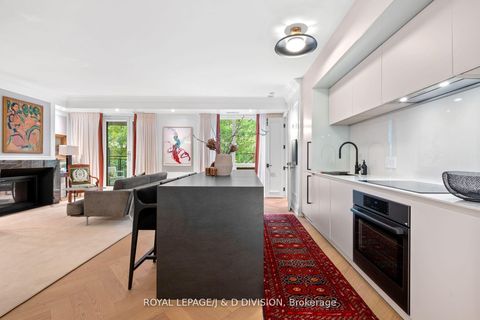 Photo 3 at 301 - 20 Scrivener Square, Moore Park, Toronto