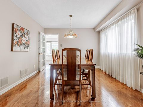 Photo 6 at 46 Peter Andrew Crescent, Brownridge, Vaughan
