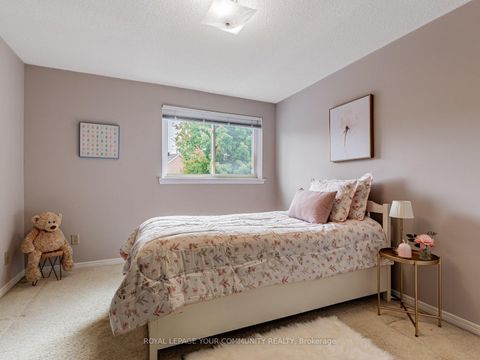 Photo 24 at 46 Peter Andrew Crescent, Brownridge, Vaughan