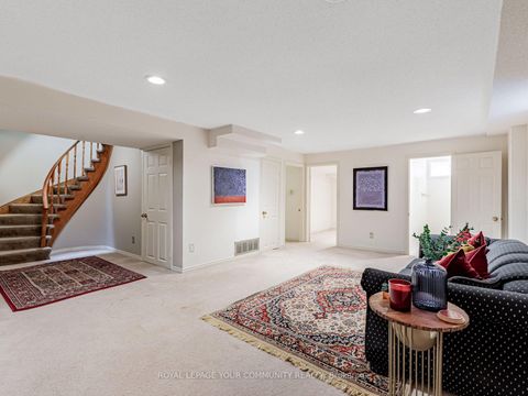 Photo 32 at 46 Peter Andrew Crescent, Brownridge, Vaughan