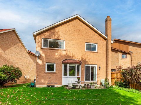 Photo 36 at 46 Peter Andrew Crescent, Brownridge, Vaughan Photo 36 at 46 Peter Andrew Crescent, Brownridge, Vaughan