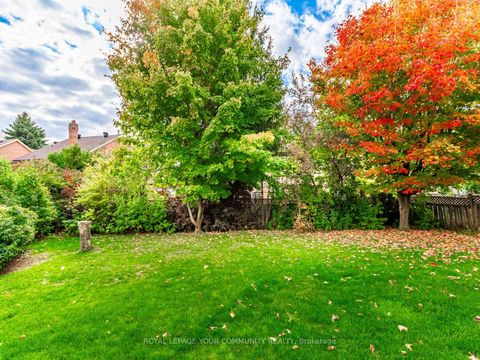 Photo 37 at 46 Peter Andrew Crescent, Brownridge, Vaughan